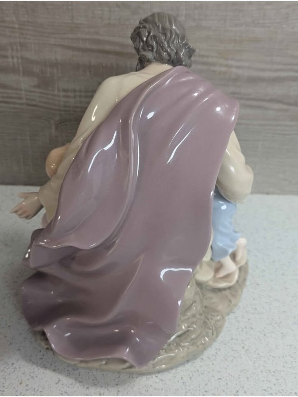 Jesus with Children Porcelain Figurine - Picture 3 of 10